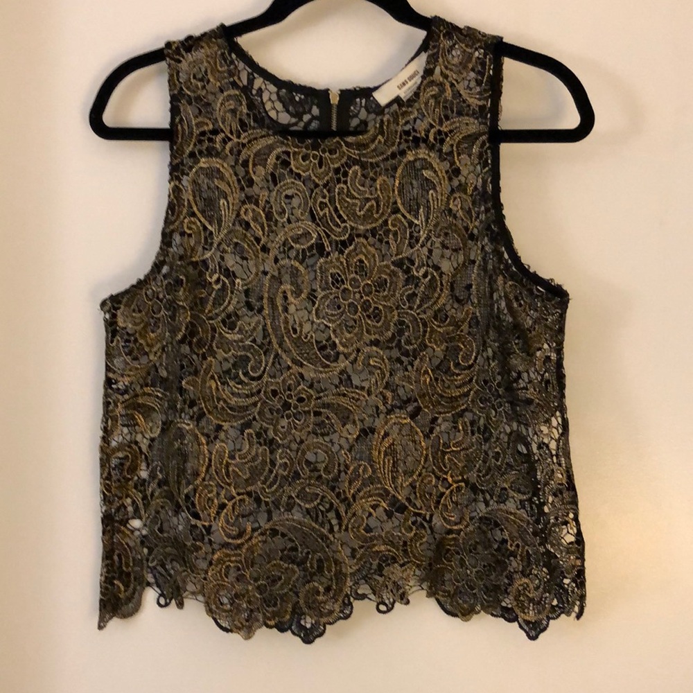 Sans Souci sleeveless top